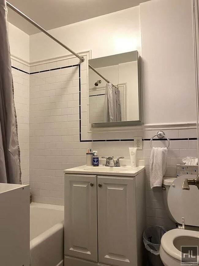 Foto del edificio - West 10th Street