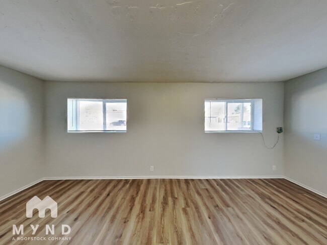 Foto del edificio - 3997 Timberlodge Ln