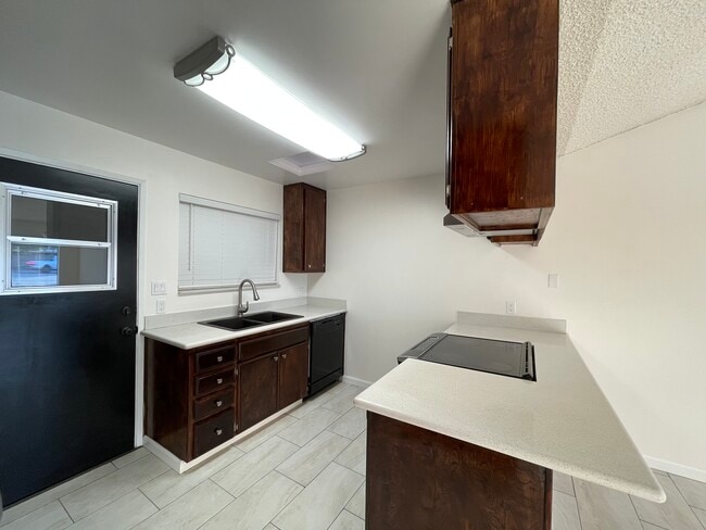Building Photo - 3408 Ashe Rd
