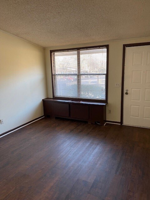 Building Photo - Ashgrove Apartments