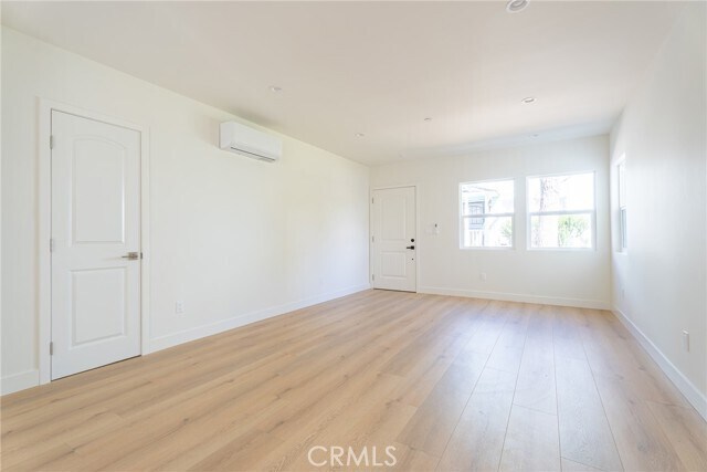 Foto del edificio - 1065 E Spazier Ave