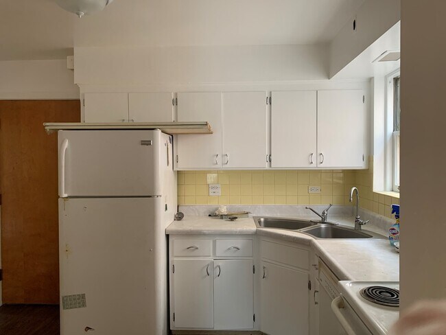 Foto del edificio - 702 Florence Ave