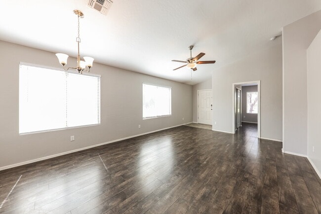 Building Photo - 13748 W Keim Dr