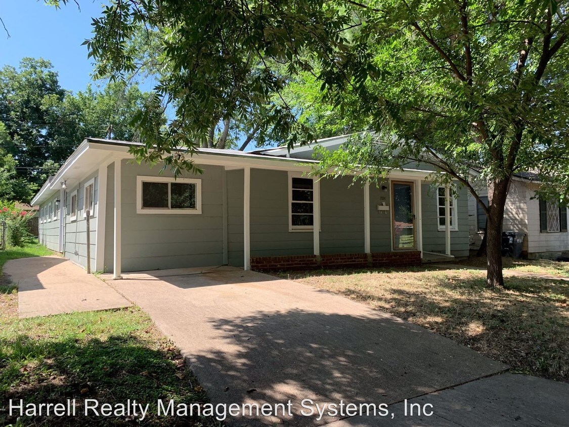 Foto principal - 5 br, 2 bath House - 3504 Leland Avenue