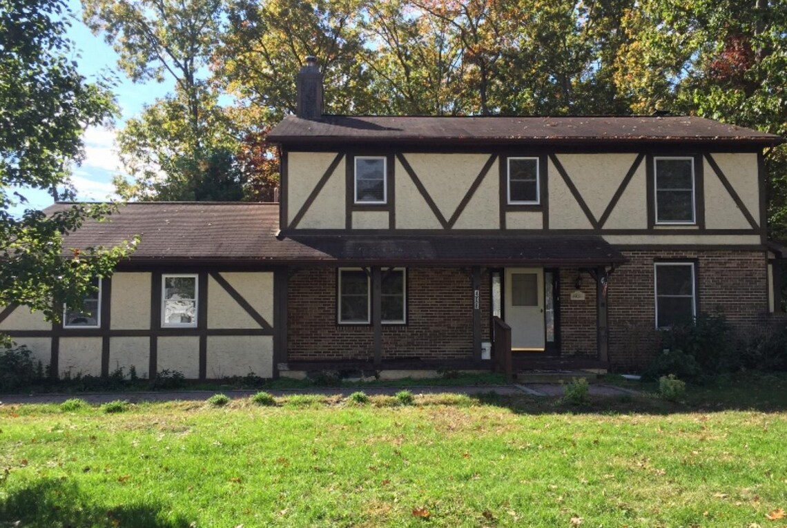 Primary Photo - 408 Deptford Rd