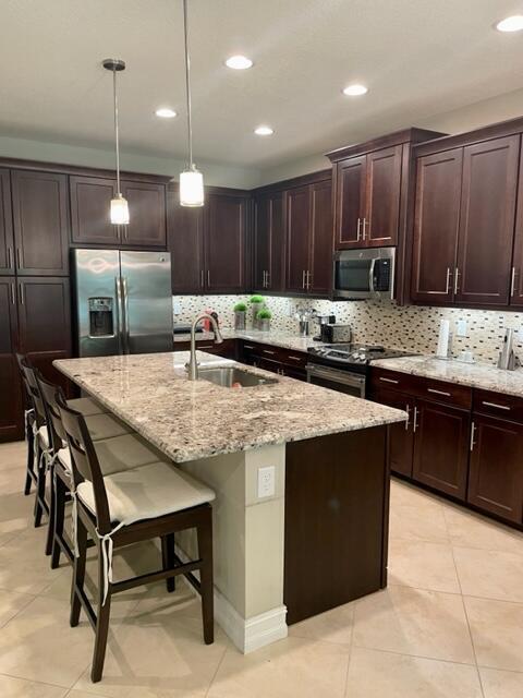 Foto del edificio - 13739 Moss Agate Ave