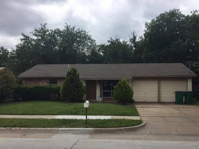 Foto del edificio - 5744 Shipp Dr