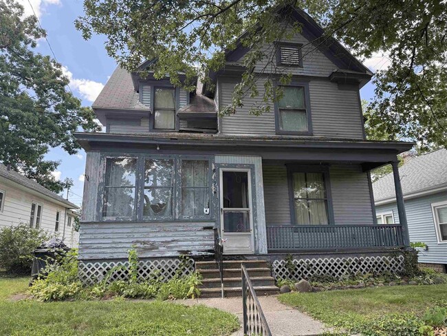 Building Photo - 819 S 24th St
