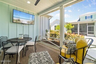Building Photo - 8676 Coral Reef Wy