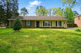 Building Photo - 1423 McIlroy Rd