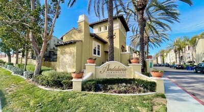 Building Photo - 3730 Mykonos Ln