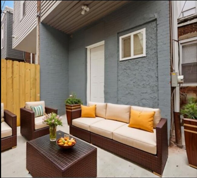 Foto del edificio - 1933 N Patton St