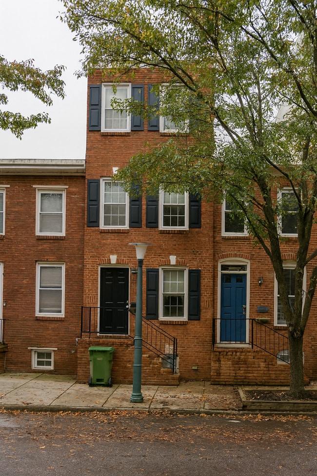 Building Photo - 1520 Byrd St