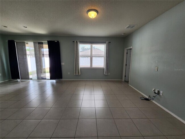 Building Photo - 15734 Stone House Dr