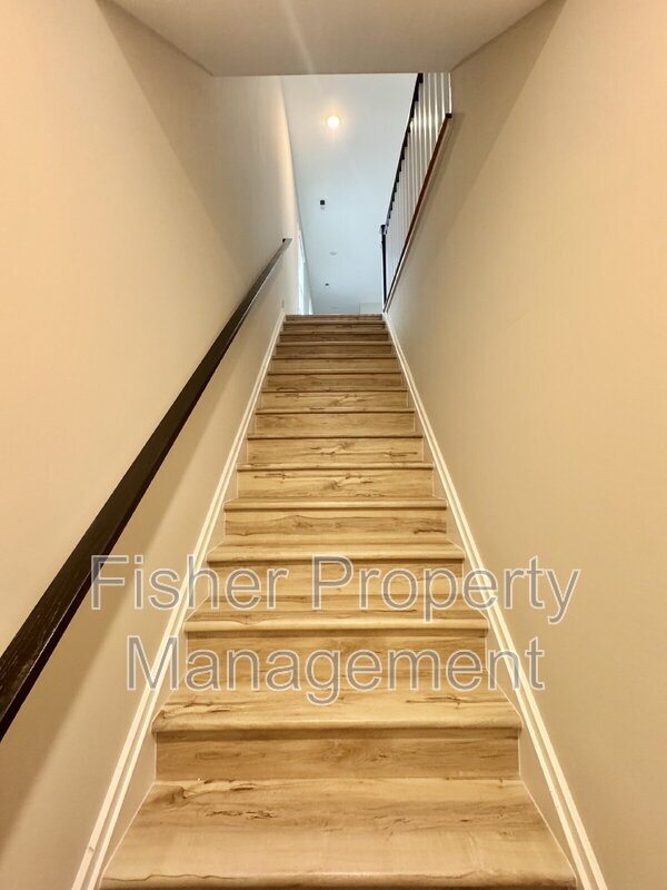 Building Photo - 1412 Rogers St