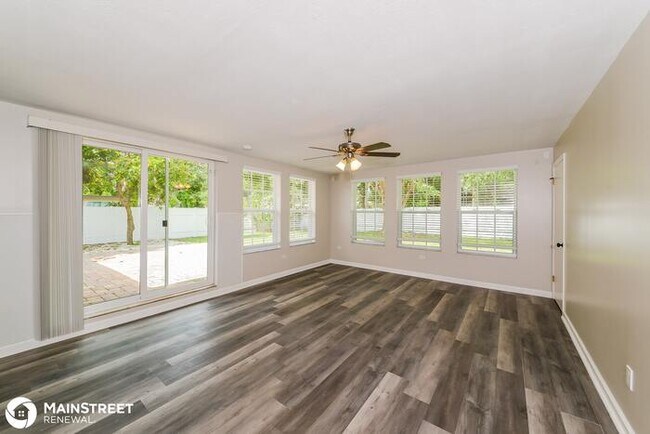 Building Photo - 3020 Pafko Dr