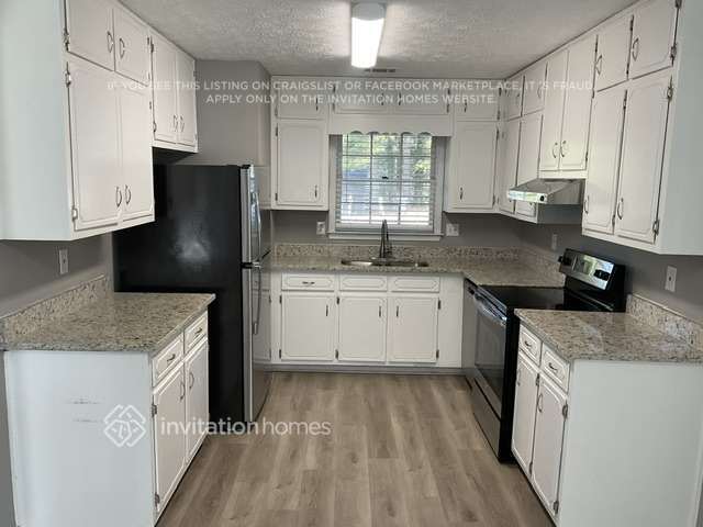 Foto del edificio - 155 Melton Way