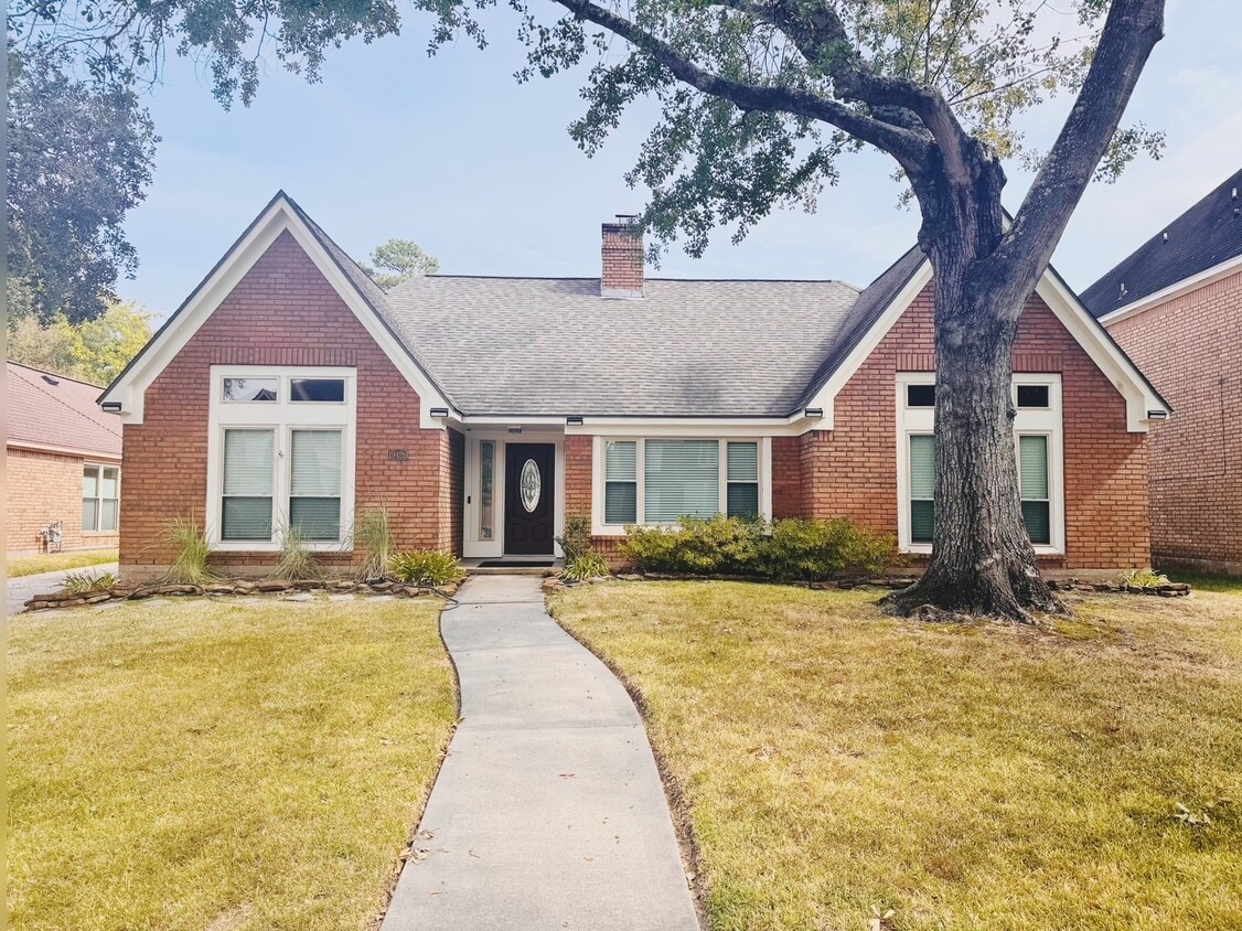 Foto principal - 19426 Climbing Oaks Dr
