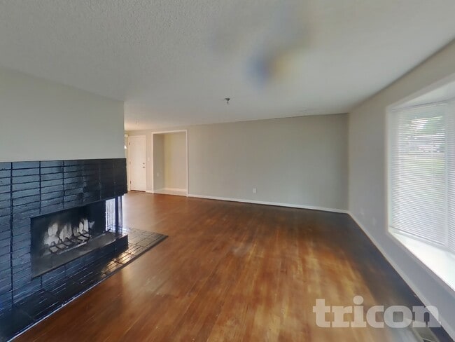 Foto del edificio - 6028 S 118th Pl