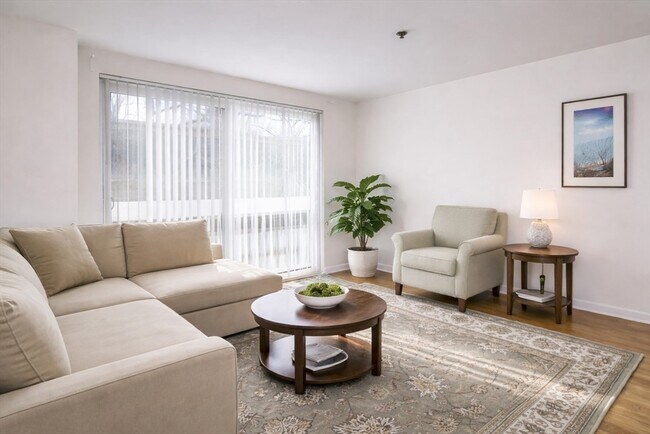 Foto del edificio - 950 Massachusetts Ave