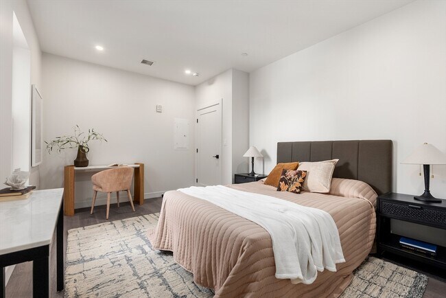 Foto del edificio - 75 Willow Ct