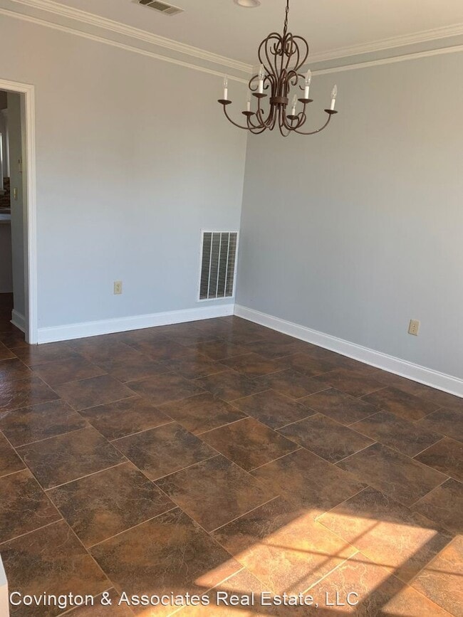 Building Photo - 4 br, 2.5 bath House - 14203 Cloverhill Blvd
