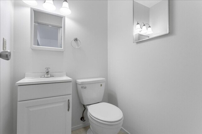 Foto del edificio - 1443 Cottage St