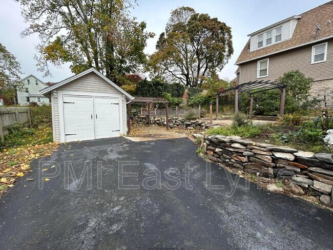 Foto del edificio - 19 Henry St