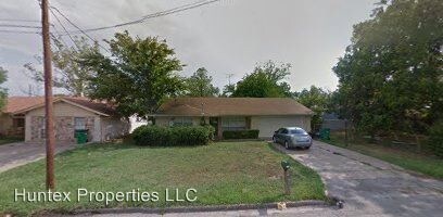 Primary Photo - 3 br, 2 bath House - 3115 Webb Ave.
