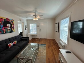 Building Photo - 1639 Bonnie Brae St