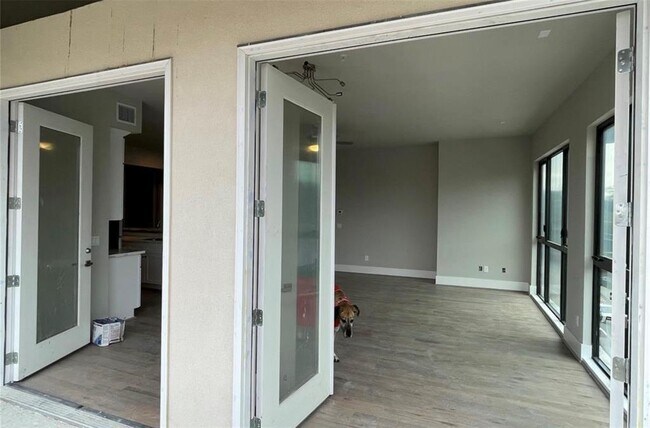 Foto del edificio - 2727 Houston Ave