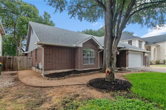 Foto del edificio - 1904 Dayflower Trce