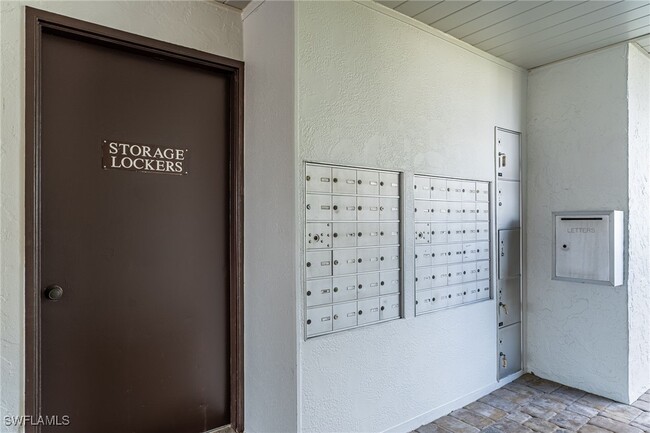 Foto del edificio - 1747 Pebble Beach Dr