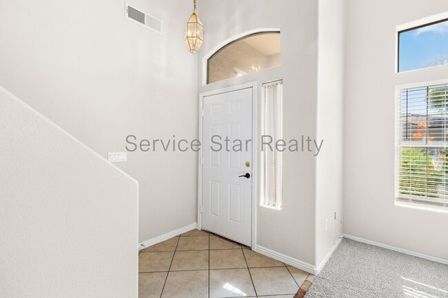 Building Photo - 416 S 89th Pl
