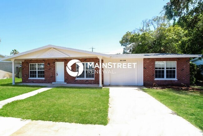 Building Photo - 4 Bedroom Pet-Friendly Home in MELBOURNE, FL with Main Street Renewal
