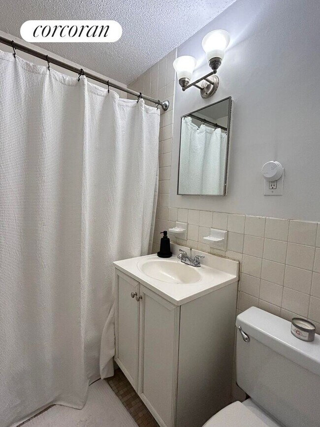 Foto del edificio - 100 W 93rd St