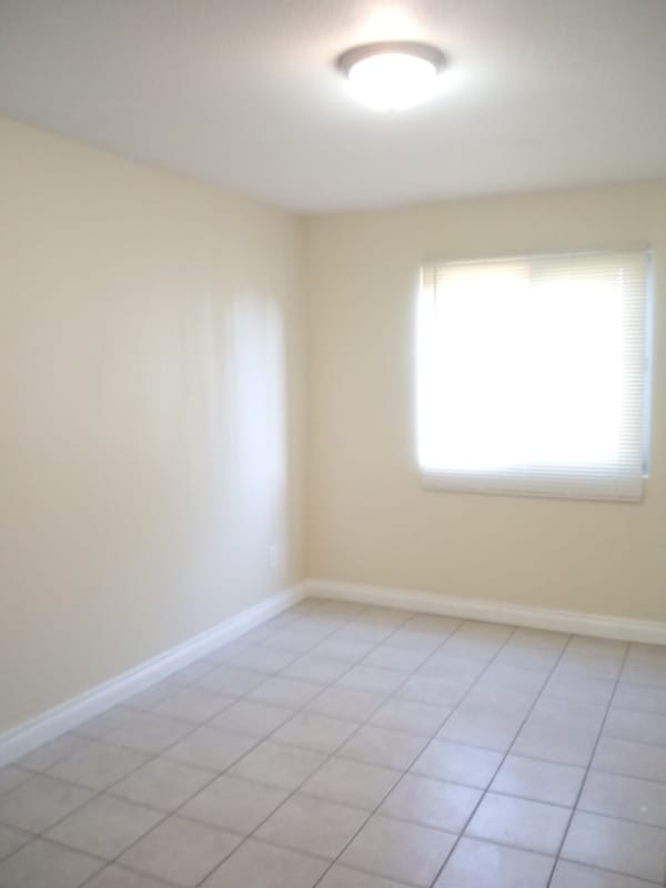 Foto del edificio - 304 E Sunkist St