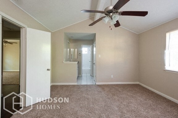 Foto del edificio - NOW AVAILABLE!! 1209 West Castlewood Avenu...