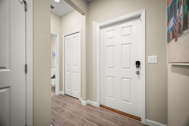Building Photo - 1255 Beach Dune Dr