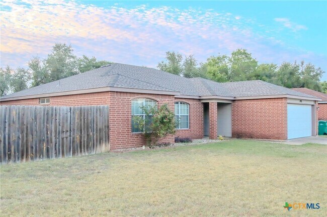 Building Photo - 1705 Liberty Hill Dr