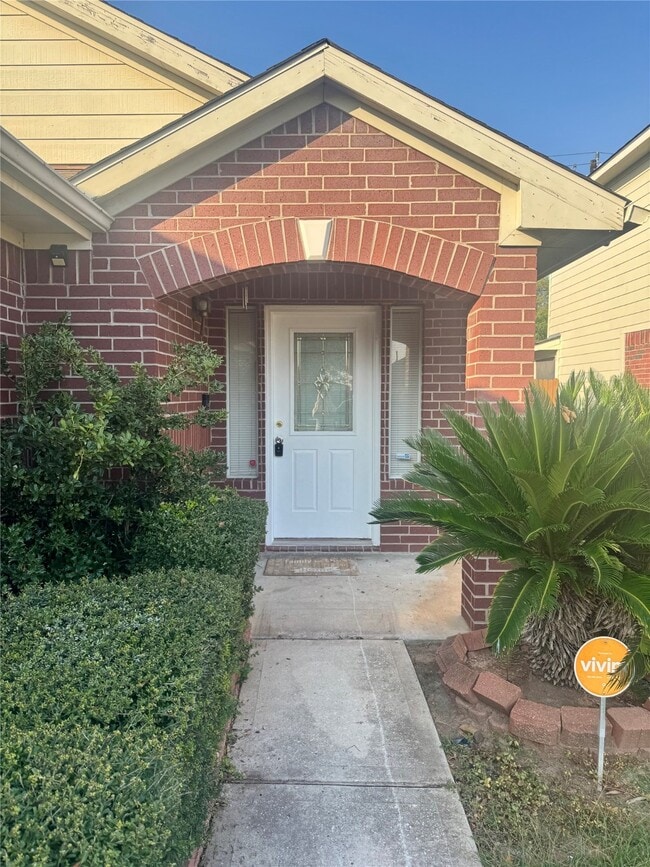 Foto del edificio - 5626 Tidewater Dr