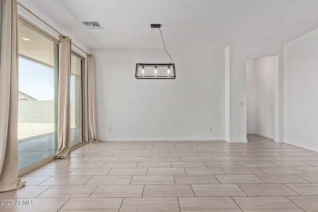 Foto del edificio - 4402 Bush Bean Way