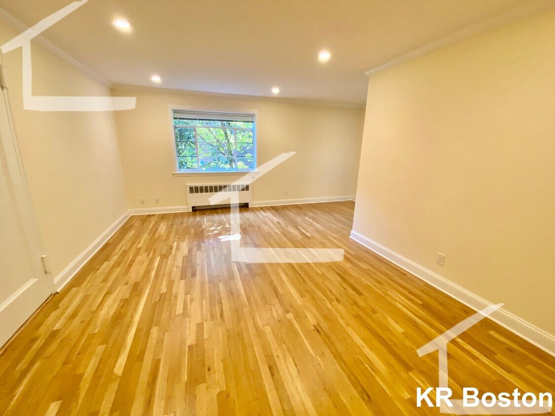 Foto principal - No Brokers Fee, No Security Deposit, Heat,...