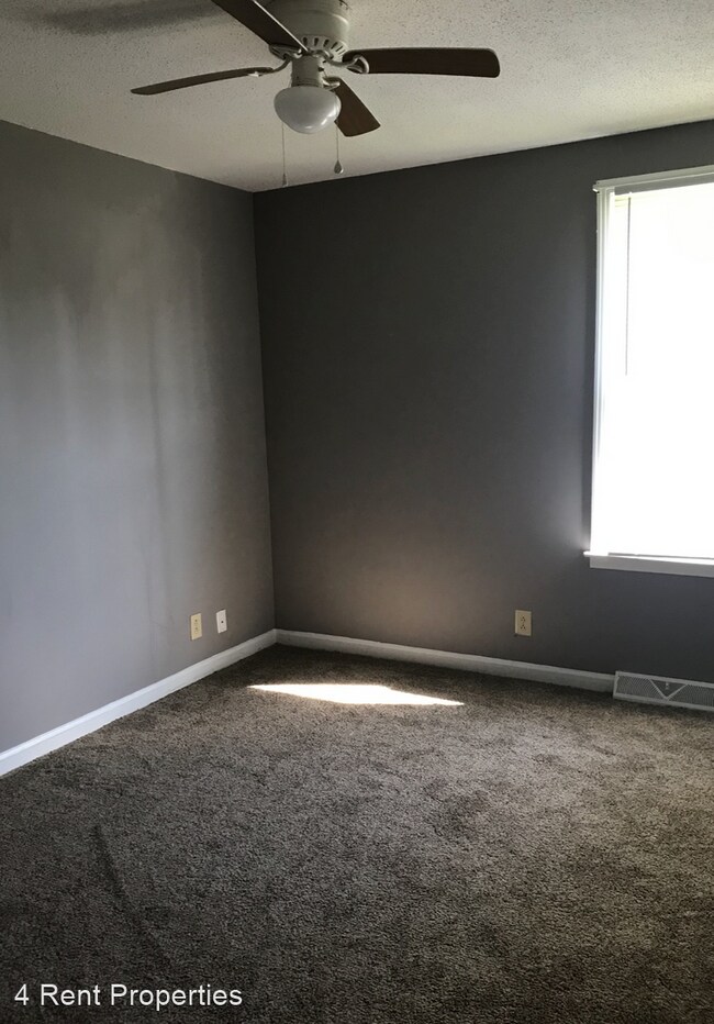Building Photo - 3 br, 1 bath House - 644 Lafayette Rd