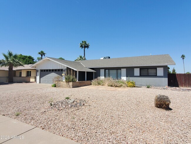 Building Photo - 4404 S Rita Ln
