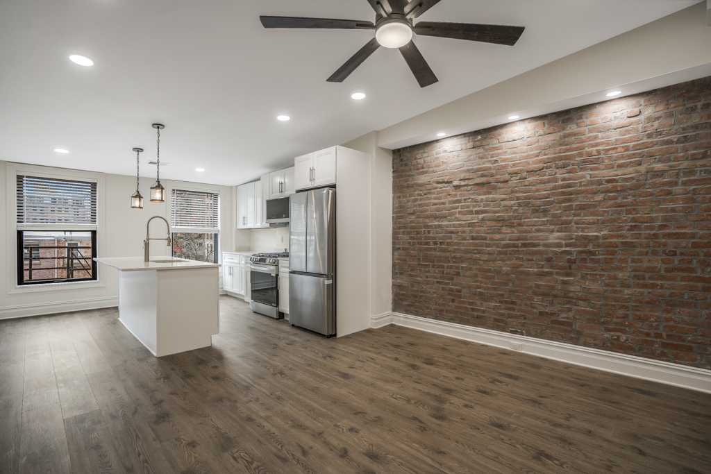 Kitchen - 155 Grand St