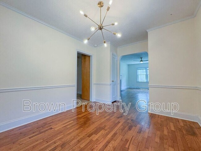 Foto del edificio - 946 McKimmon Rd