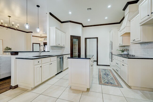 Foto del edificio - 917 NW 185th St