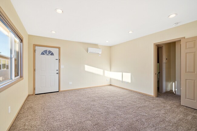 Foto del edificio - 113 N 1st St