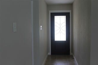 Building Photo - 4920 Deerwood Cir